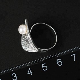 Handmade-Designer-Silver-Leaf-Natural-Pearl-Ring (5)